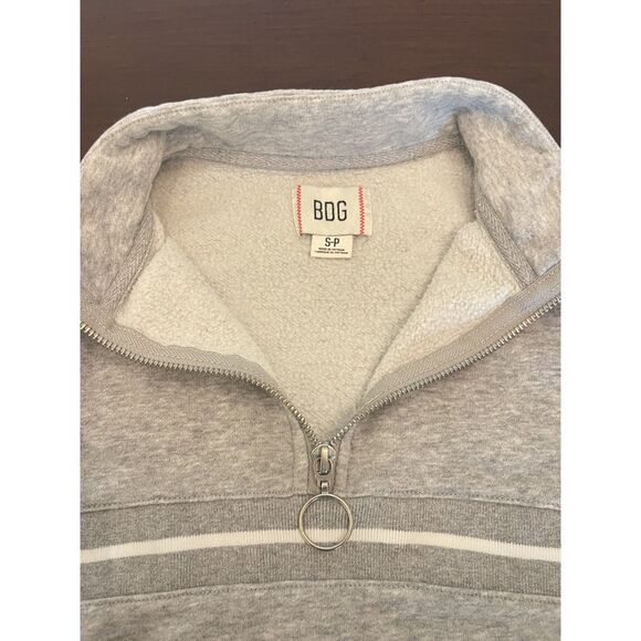 BDG Urban Outfitters Womens Cropped Sweatshirt Small Pull Over Gray Casual EUC - Picture 4 of 11